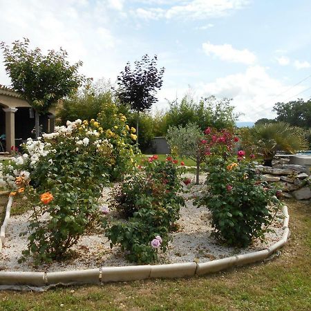 Hotel Chez Lulu Saint-Saturnin-d'Apt Exteriér fotografie